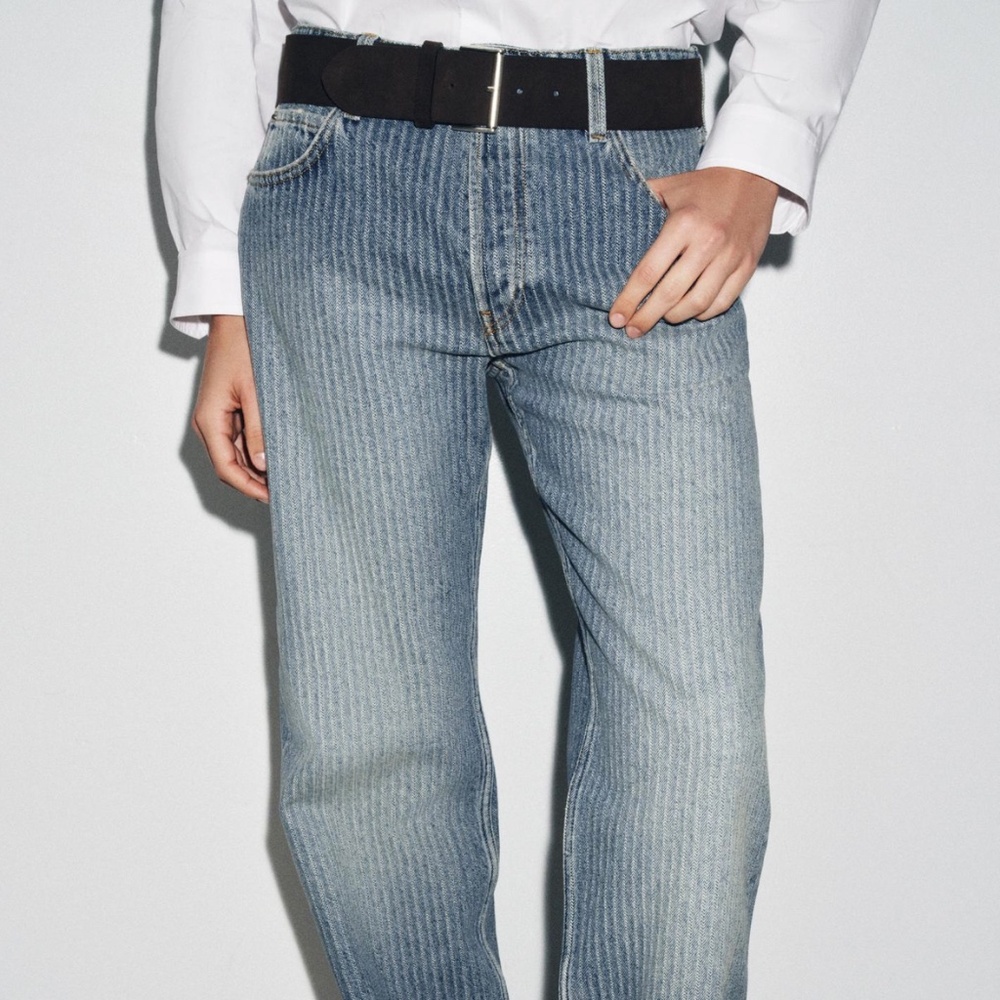 ZARA Collection Mid-Rise Straight Leg Stripe Jeans – Modern Classic - Picture 2 of 10